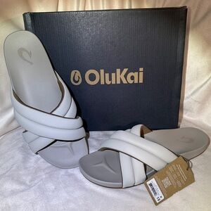 OluKai Hila Slide Sandals